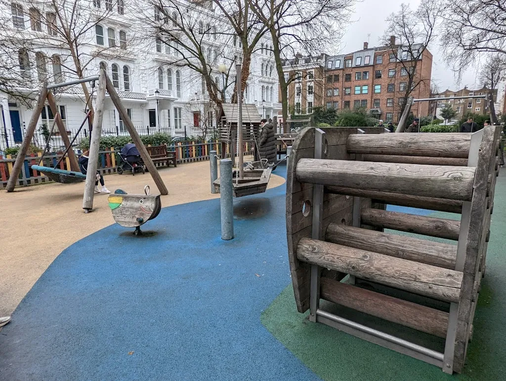 Colville Square Gardens