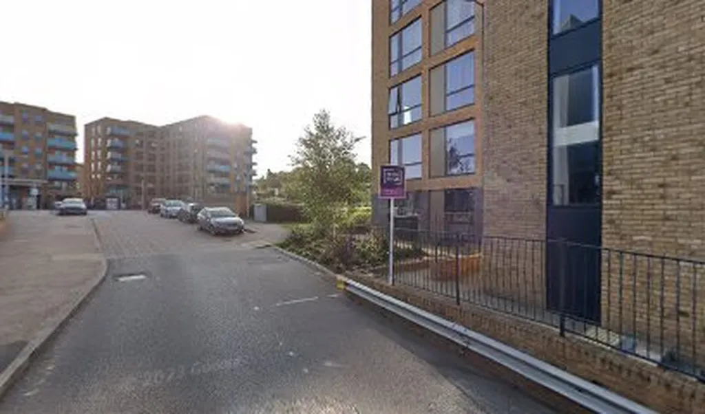 Coulsdon Town Station Car Park