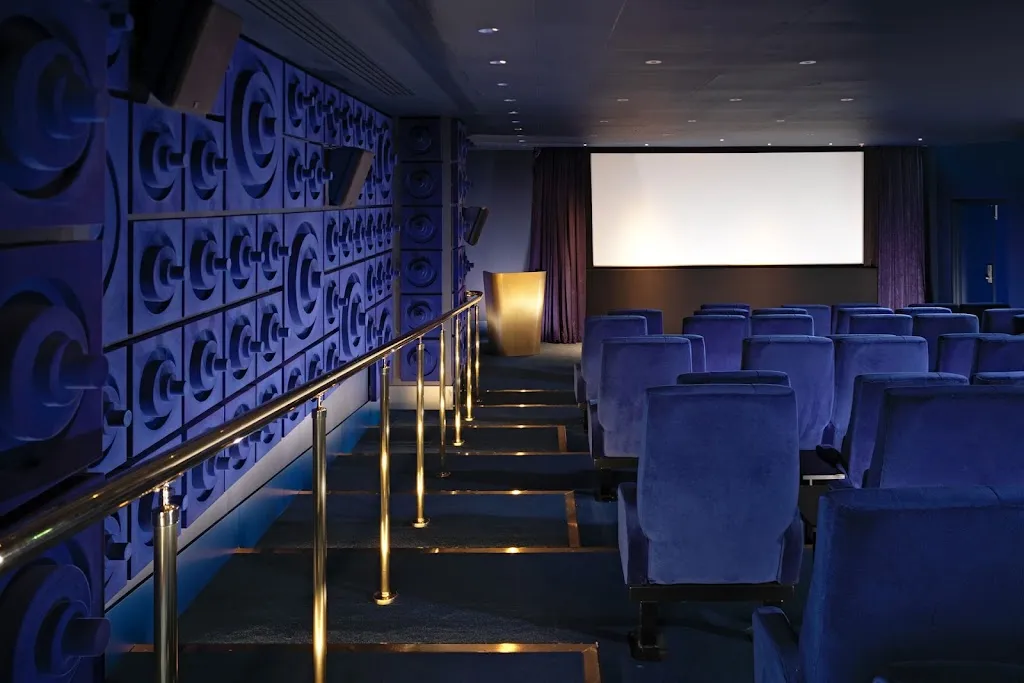 Curzon Sea Containers