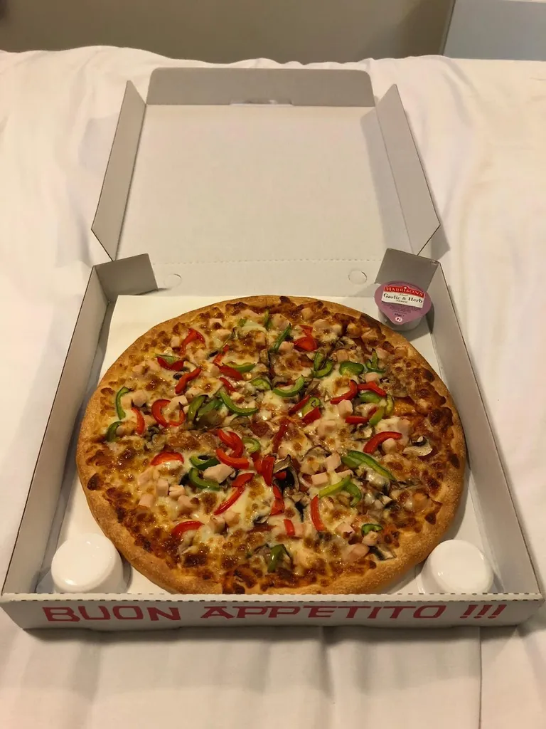 Deluxe Pizza