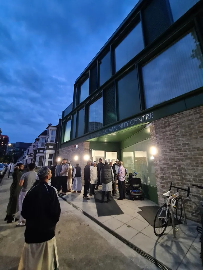 Docklands Community Organisation Cultural & Educational Centre (Mosque)