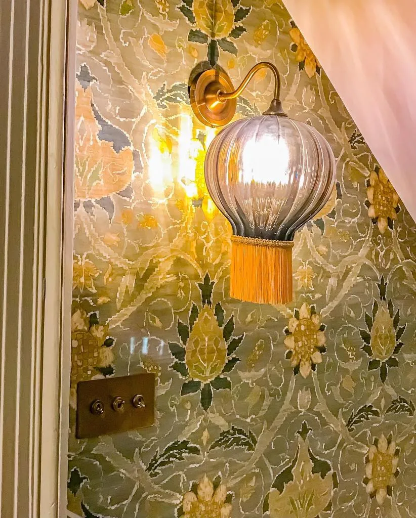 DRM DECORATING SERVICES LTD