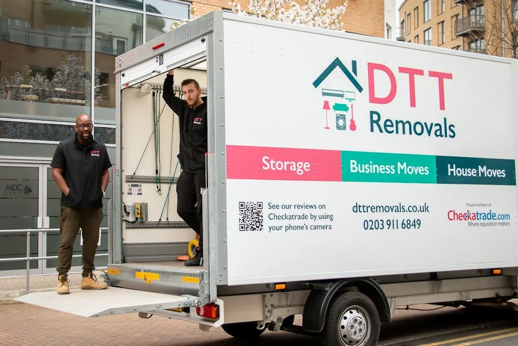 DTT Removals Ltd