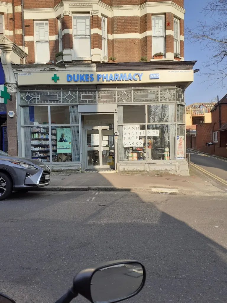 Dukes Pharmacy & Travel Clinic