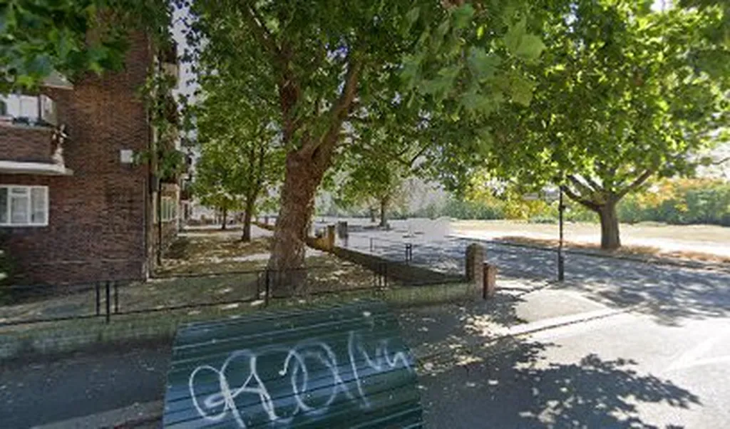 E-scooter Parking Bay - Waveney Avenue
