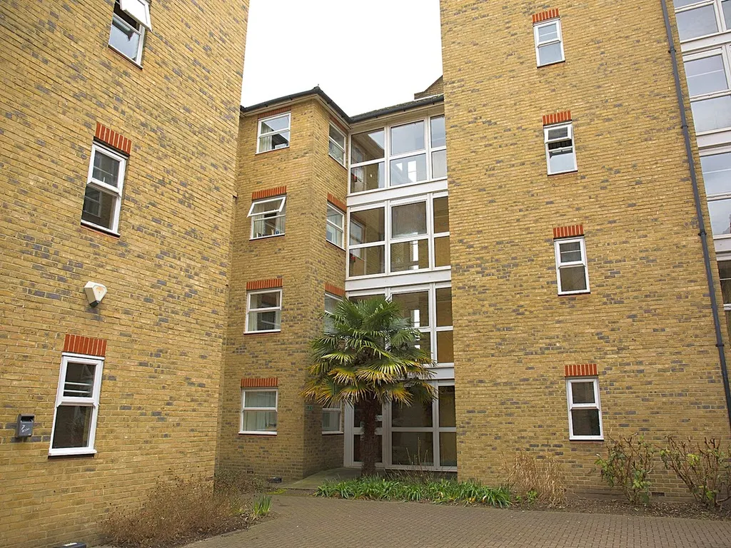 Essential Student Living Dean House, New Cross