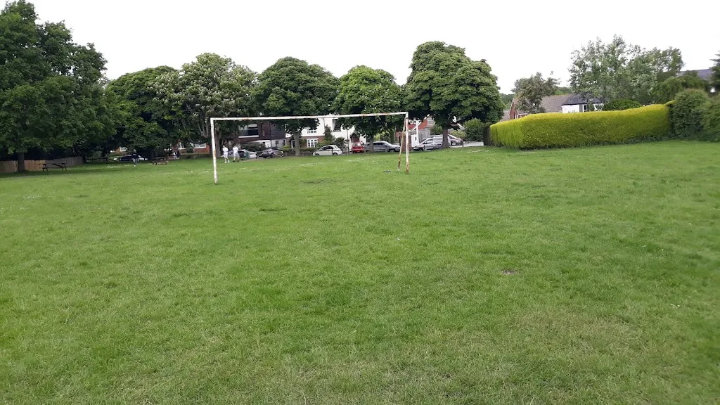 Farnborough Park