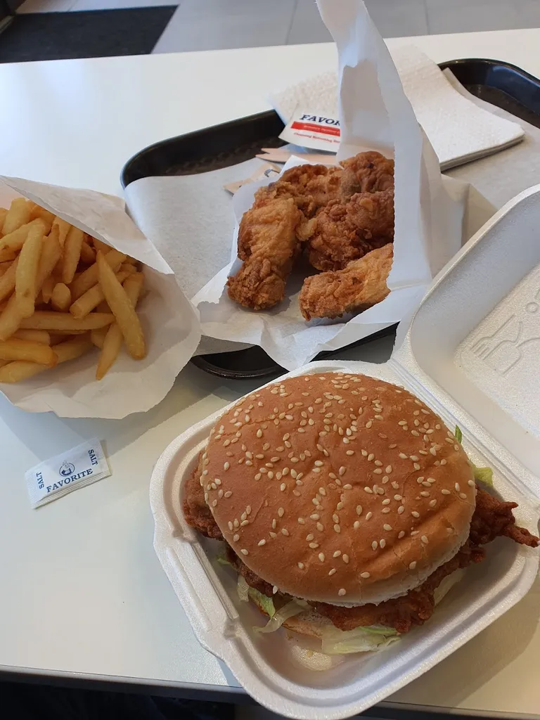Favorite Chicken & Ribs Beckenham