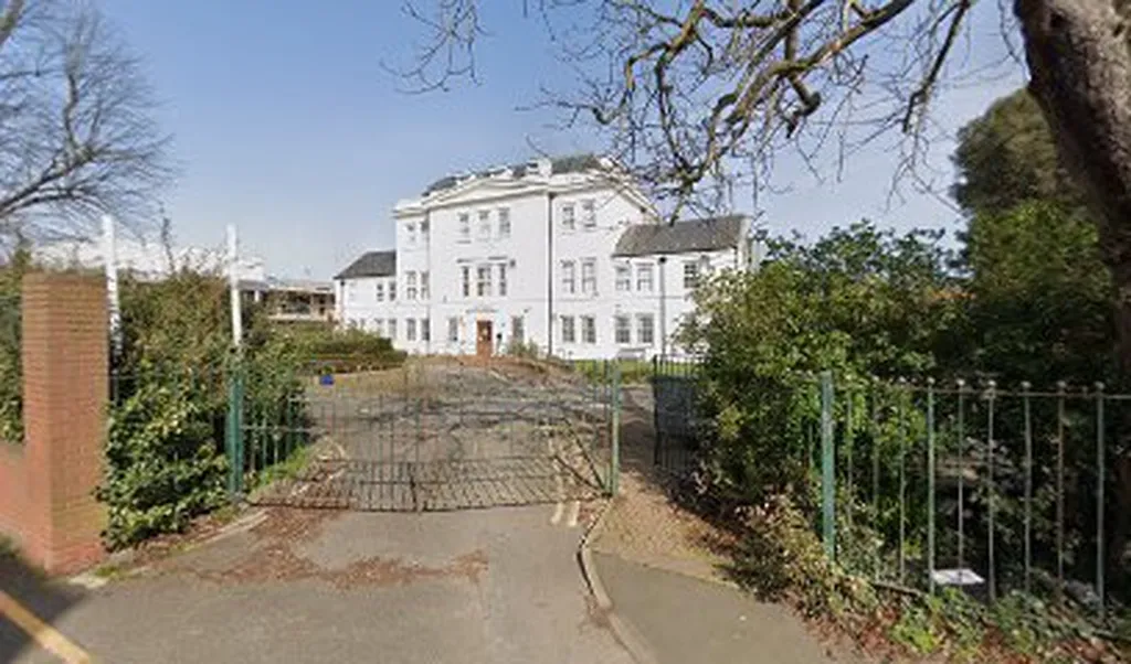 Feltham Mosque