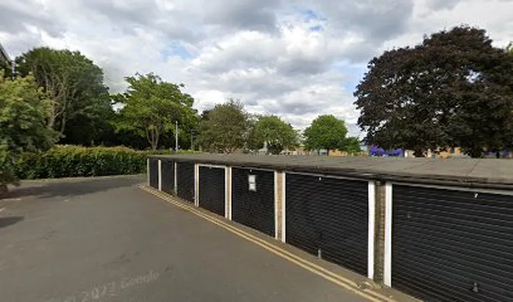 Garage Block