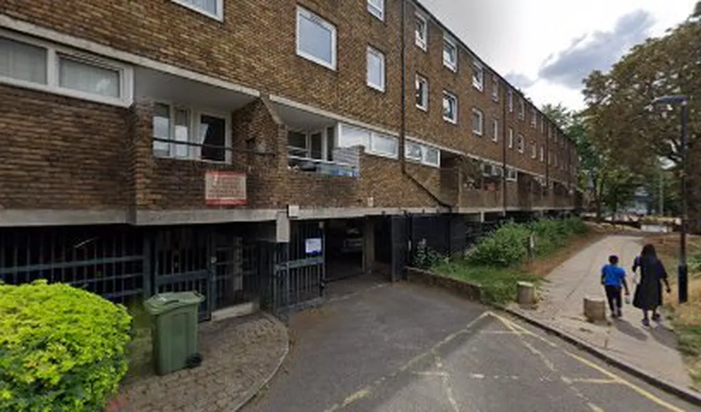 Garage Block