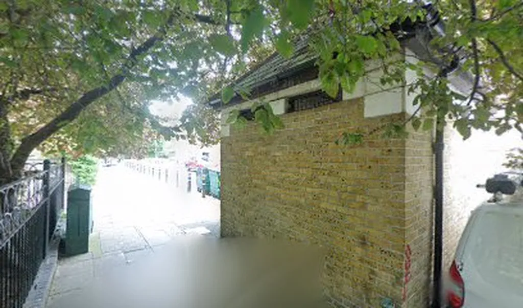 Garage Block