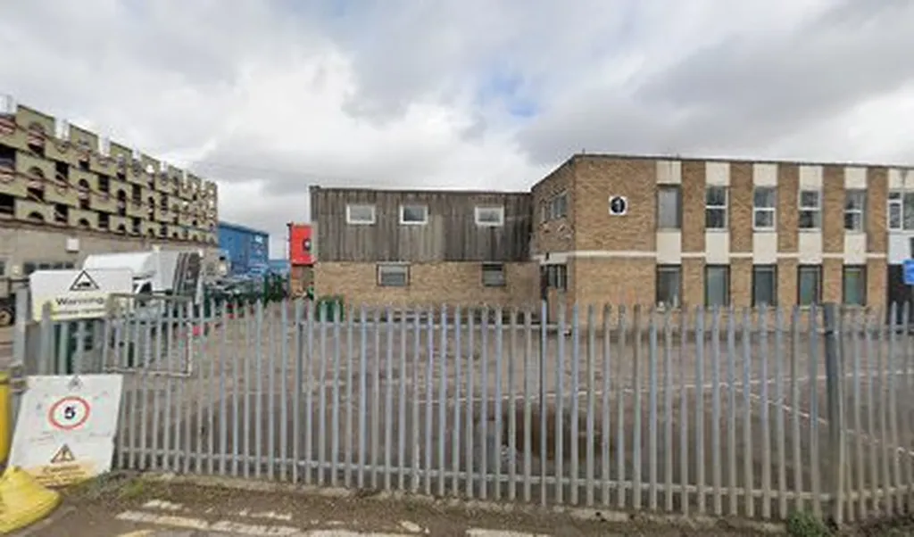 Garrards Removals and Storage.