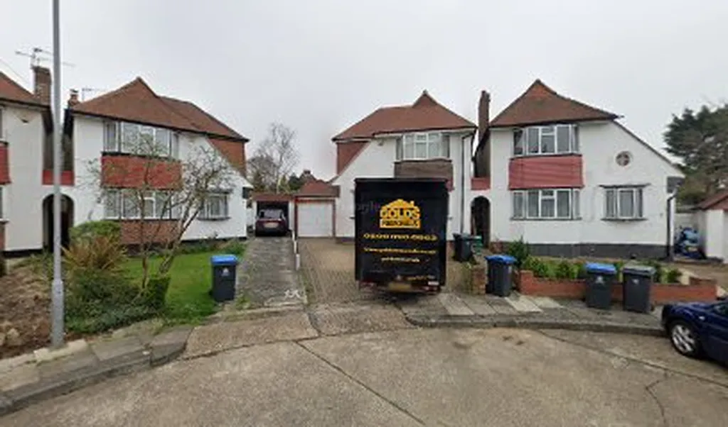 Golds Removals