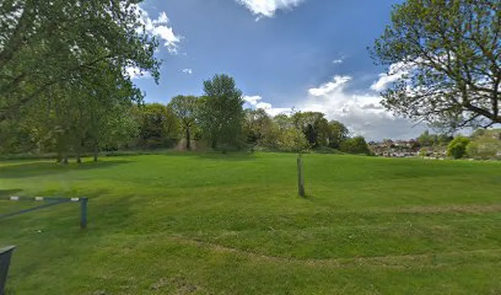 Gravel Hill Green