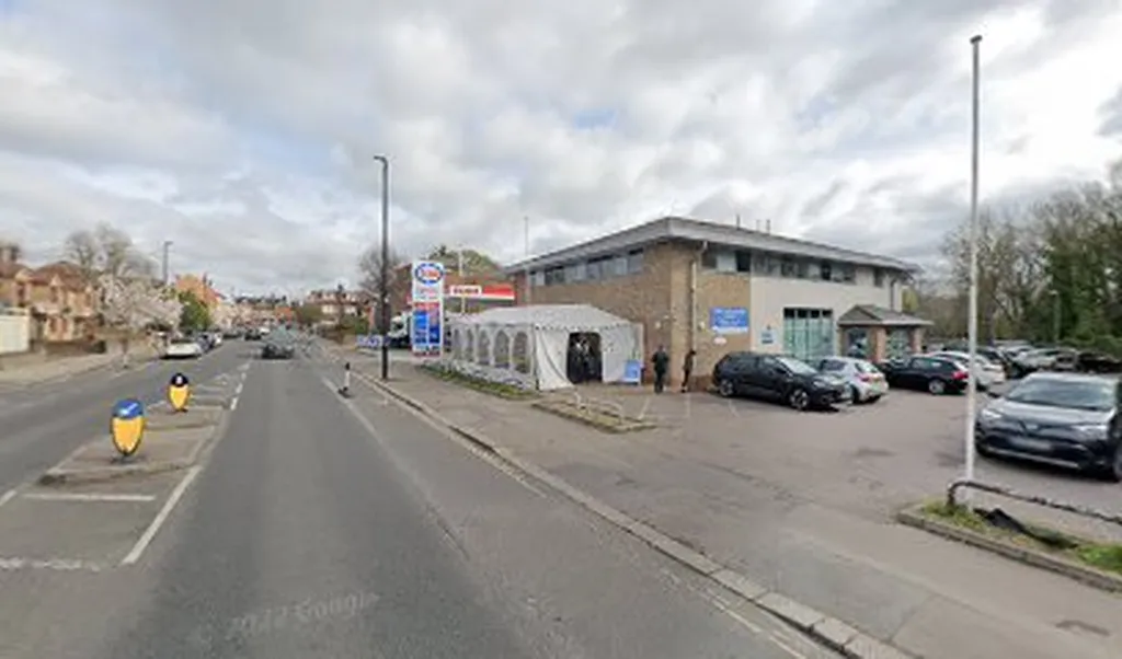 Green Lanes Pharmacy