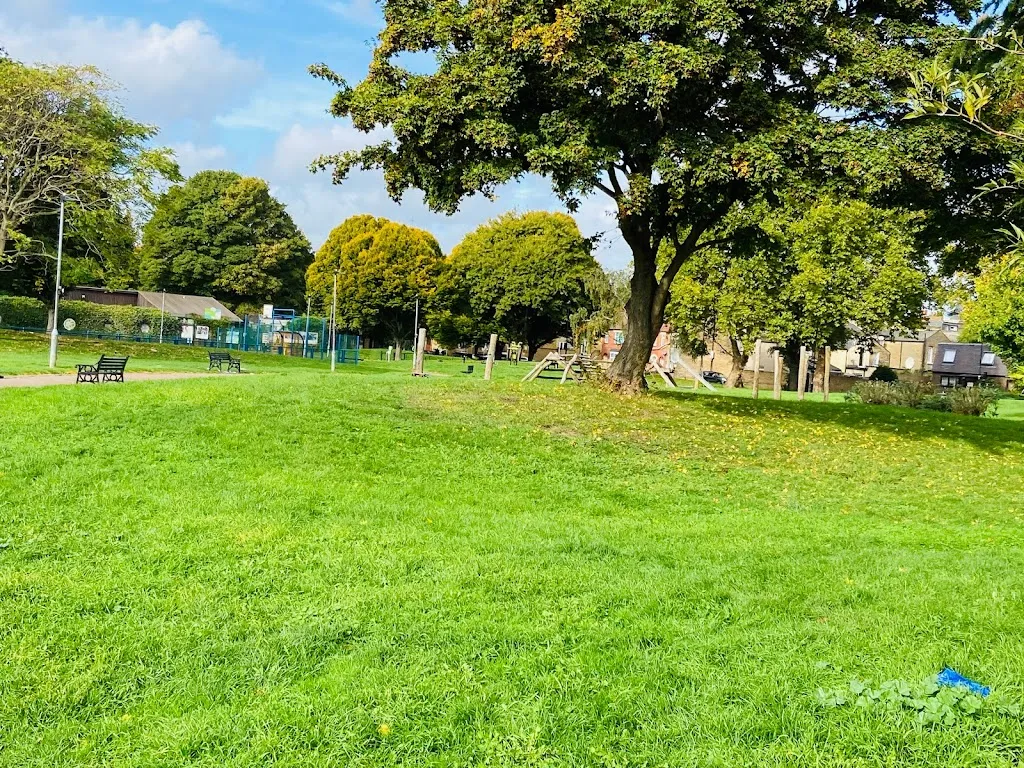 Hartington Park