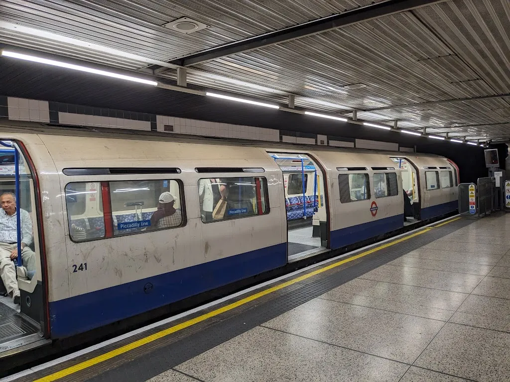 Hatton Cross