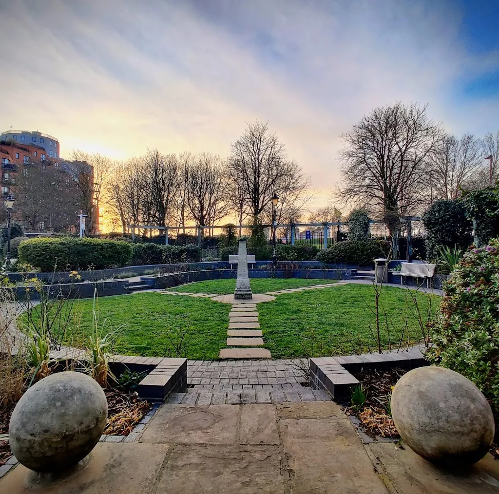 Isle of Dogs Memorial Garden
