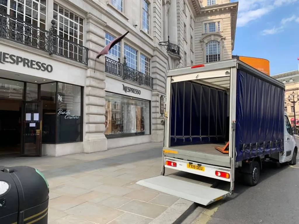 JD Right Movers