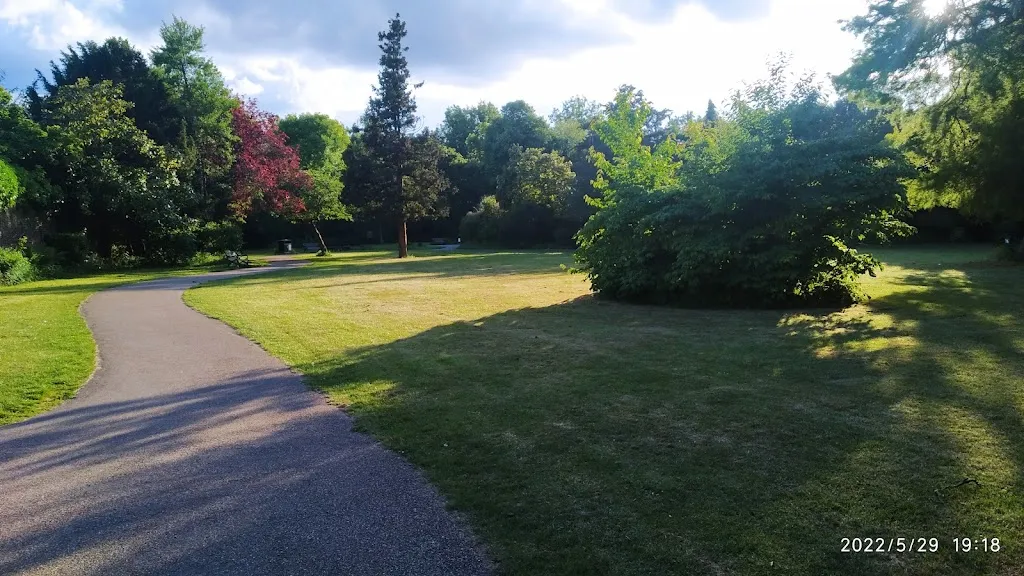 King George V Memorial Gardens