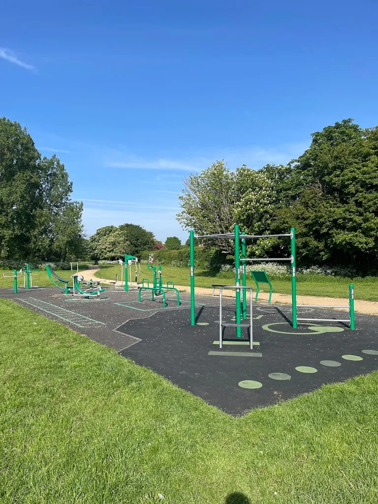 Lake Farm Country Park