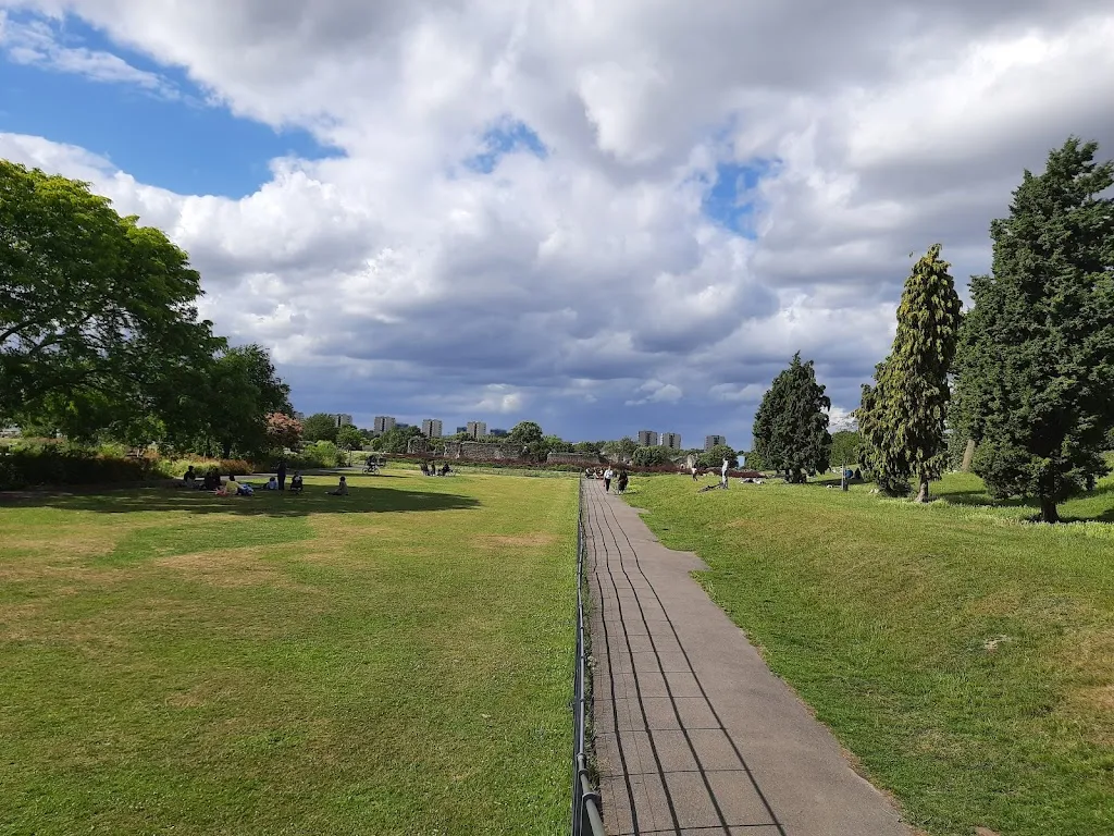 Lesnes Abbey