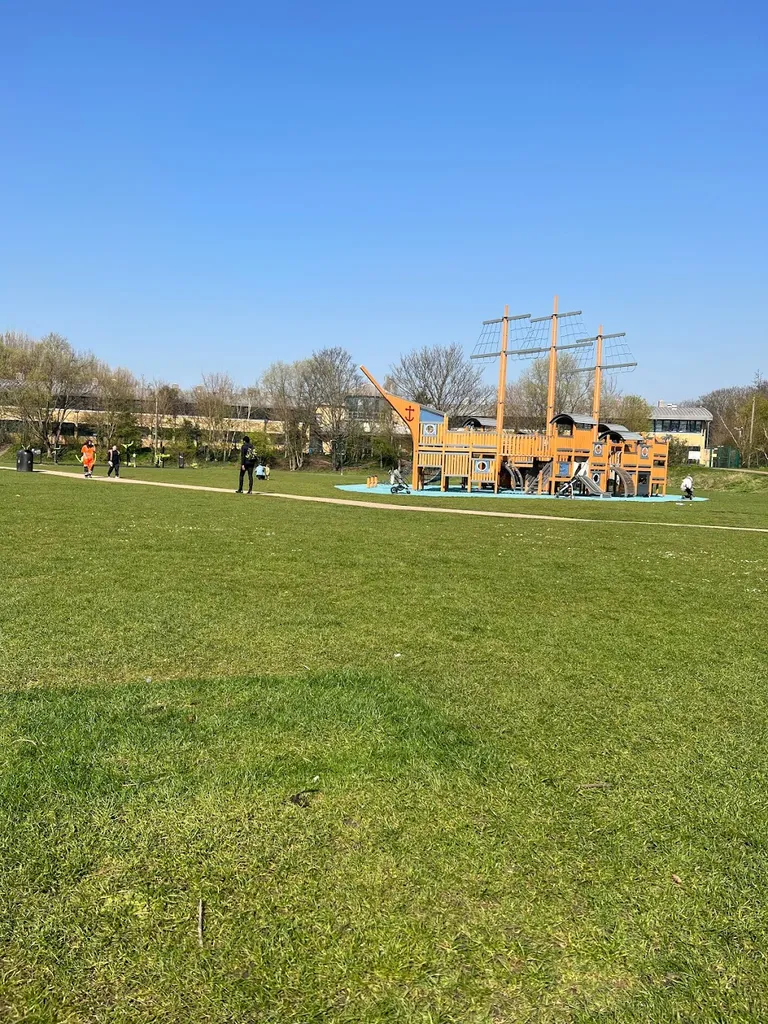 Leyton jubilee park
