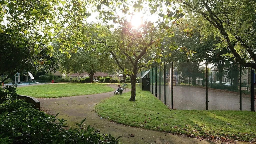 Lister Gardens