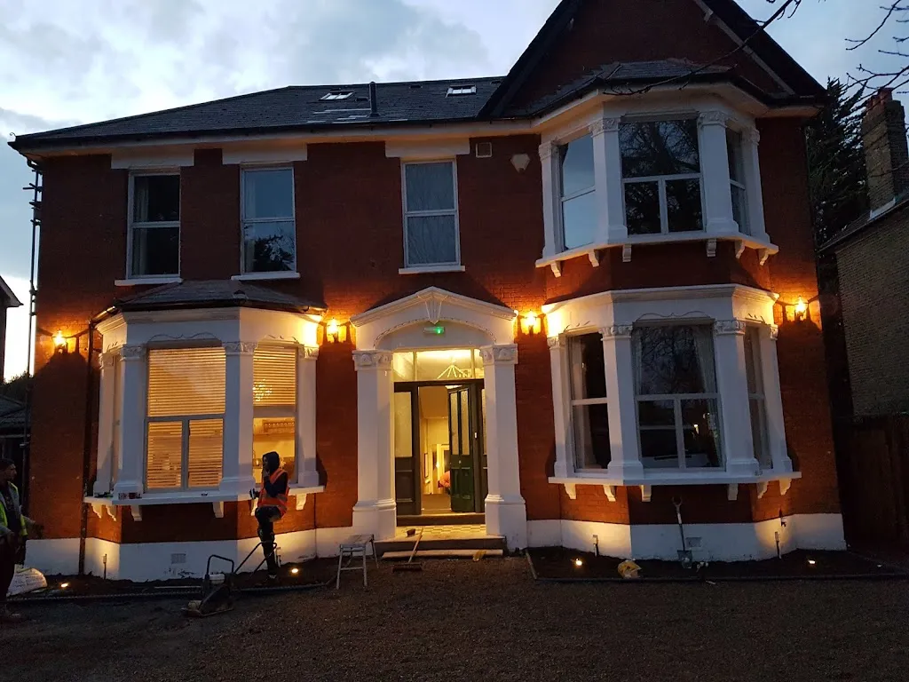London Group Accommodation