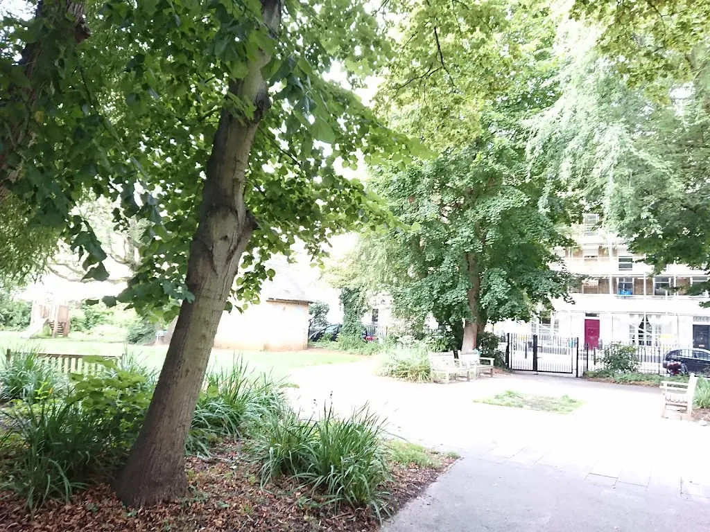 Lonsdale Public Park
