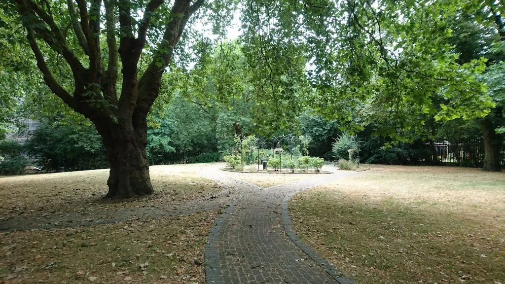 Market Road Gardens