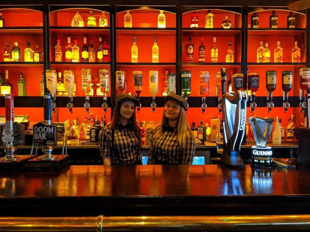 Mccaffertys Bar & Guest House