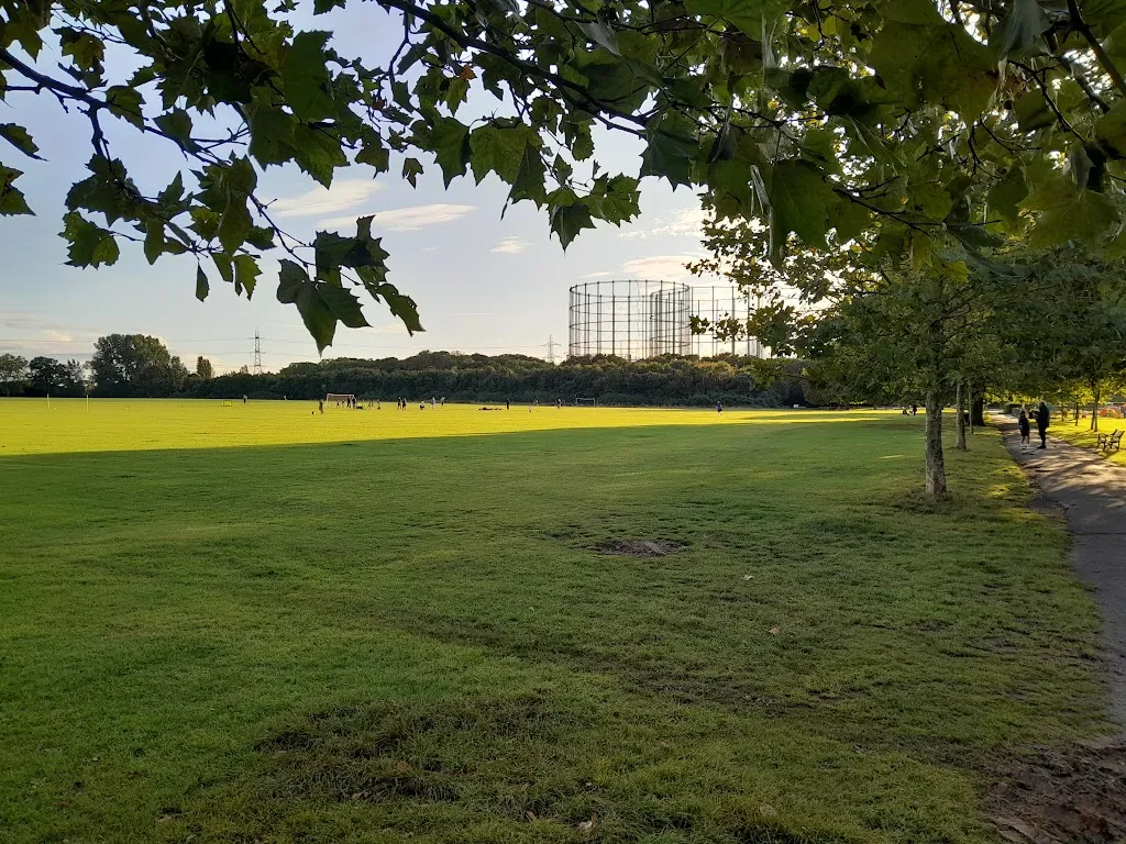 Motspur Park