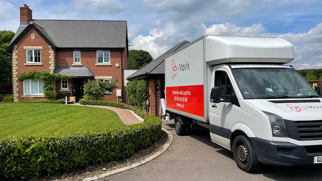 Movix.uk Removals & Logistics Company House RemovalsMove with Confidence: Movix Removals