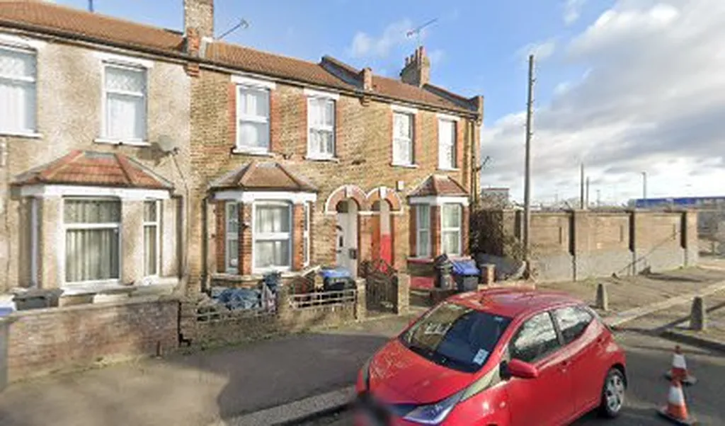 Negrila Construction Ltd - Painting & Decorating Tottenham