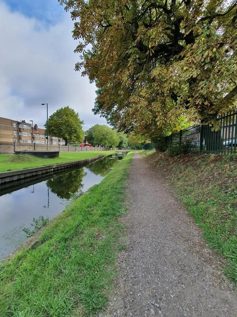 New River Path (South Section), Finsbury Park - Stoke Newington