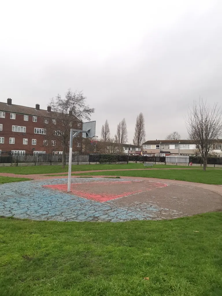 Newlands Park
