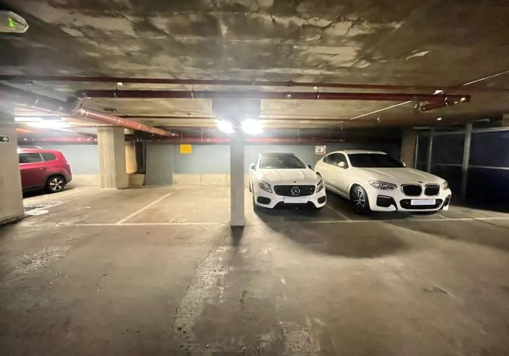 Oak Square Parking
