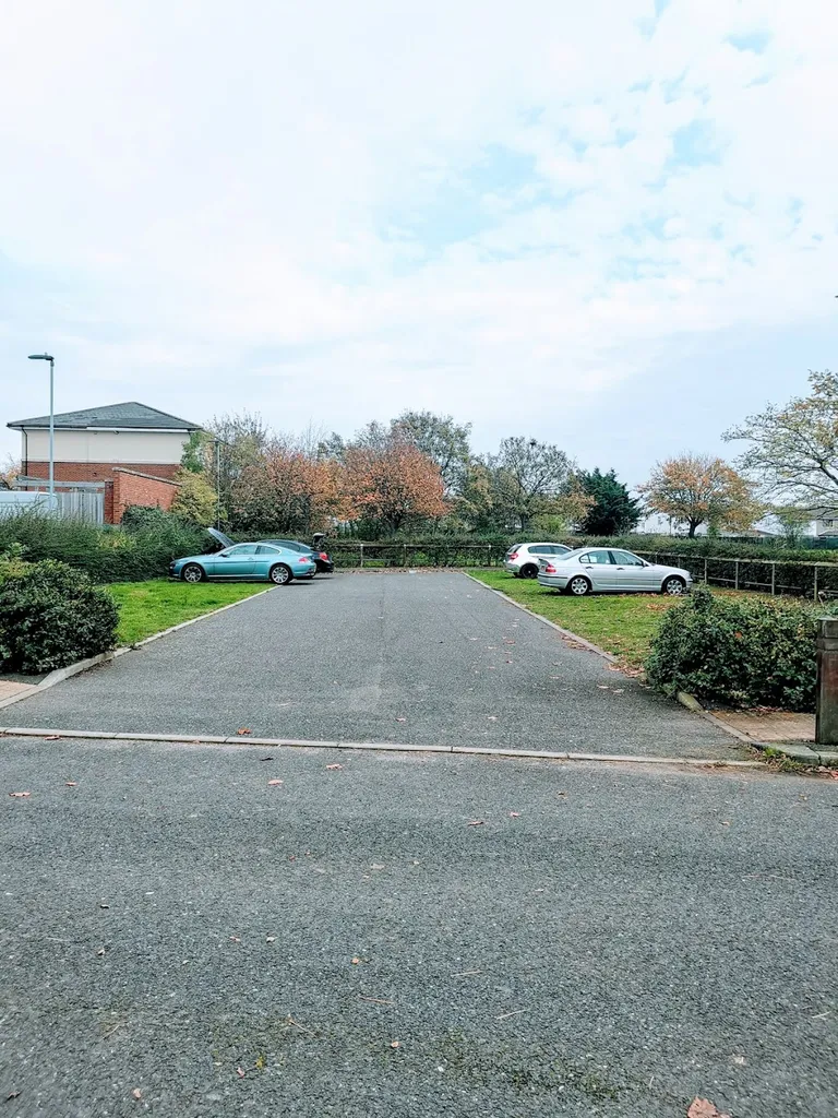 Old Dagenham Sivitar Way Car Park