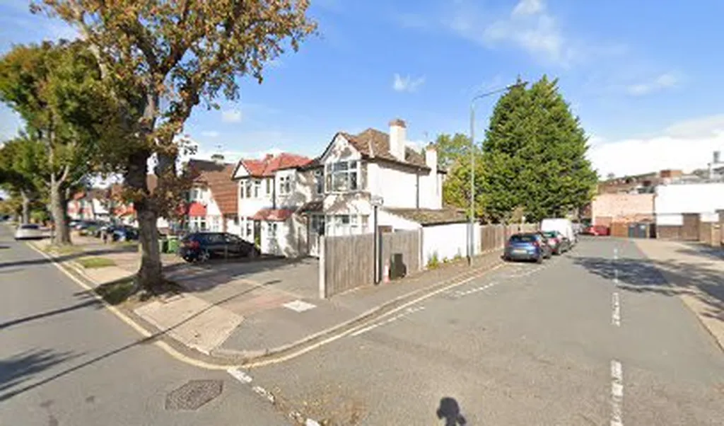 Old Farm Ave Car Park