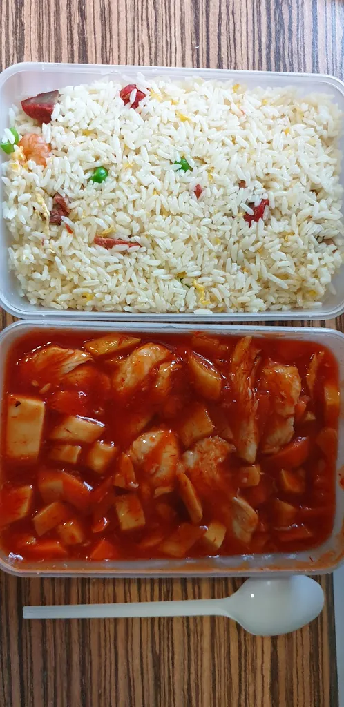 Peking Boat