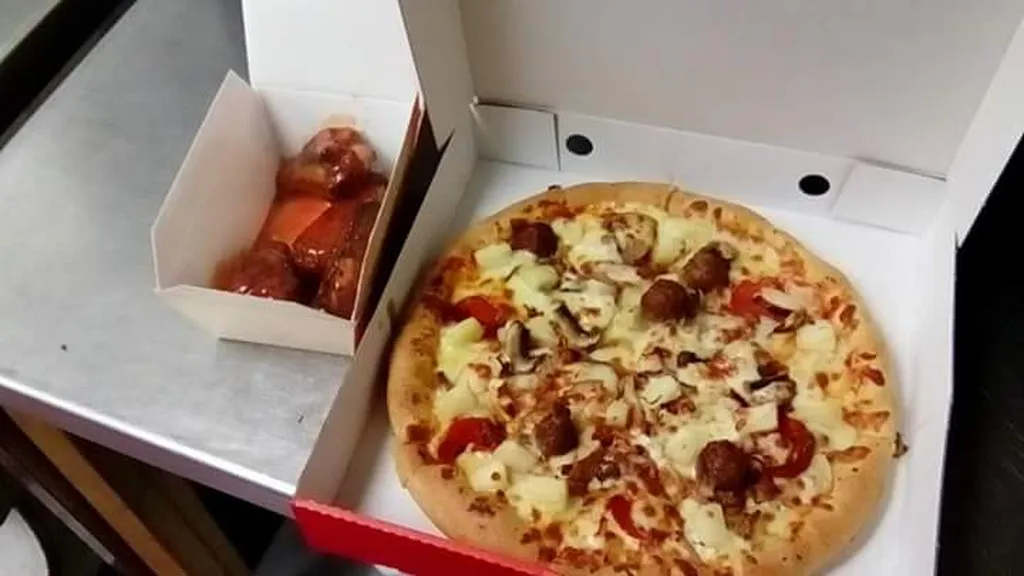 PIZZA TIME
