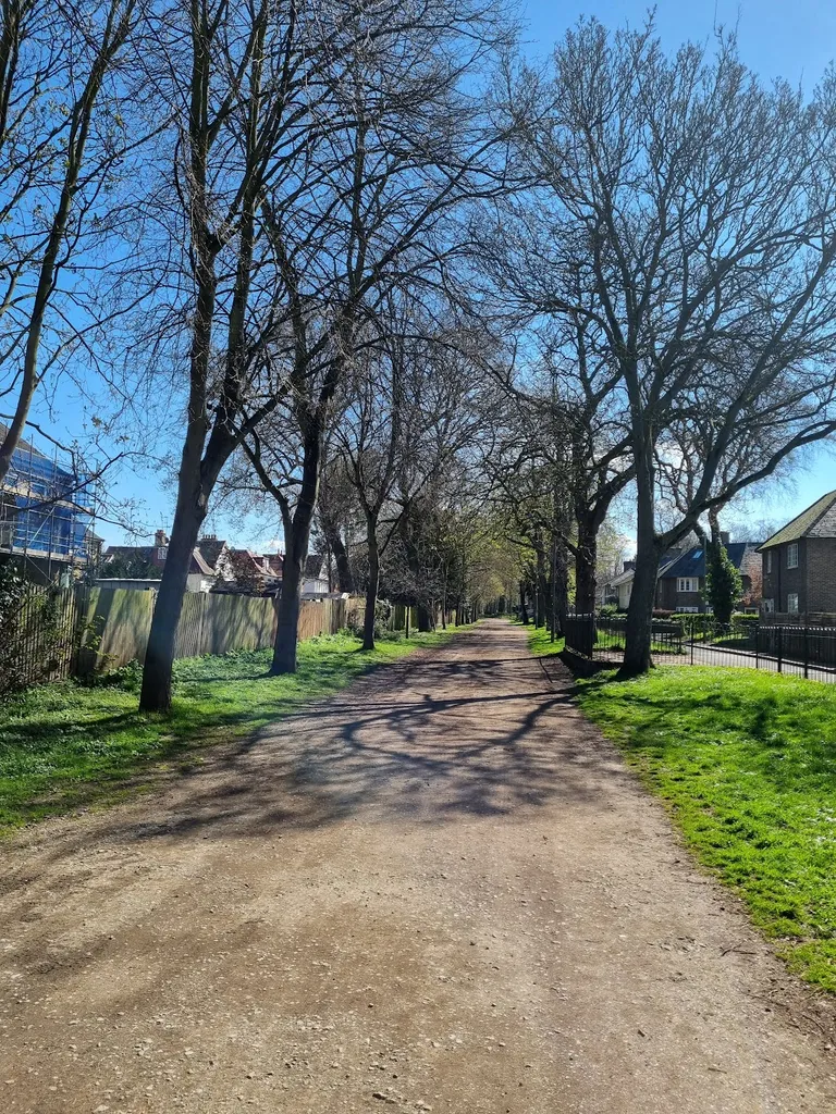 Putney Park Lane walk way