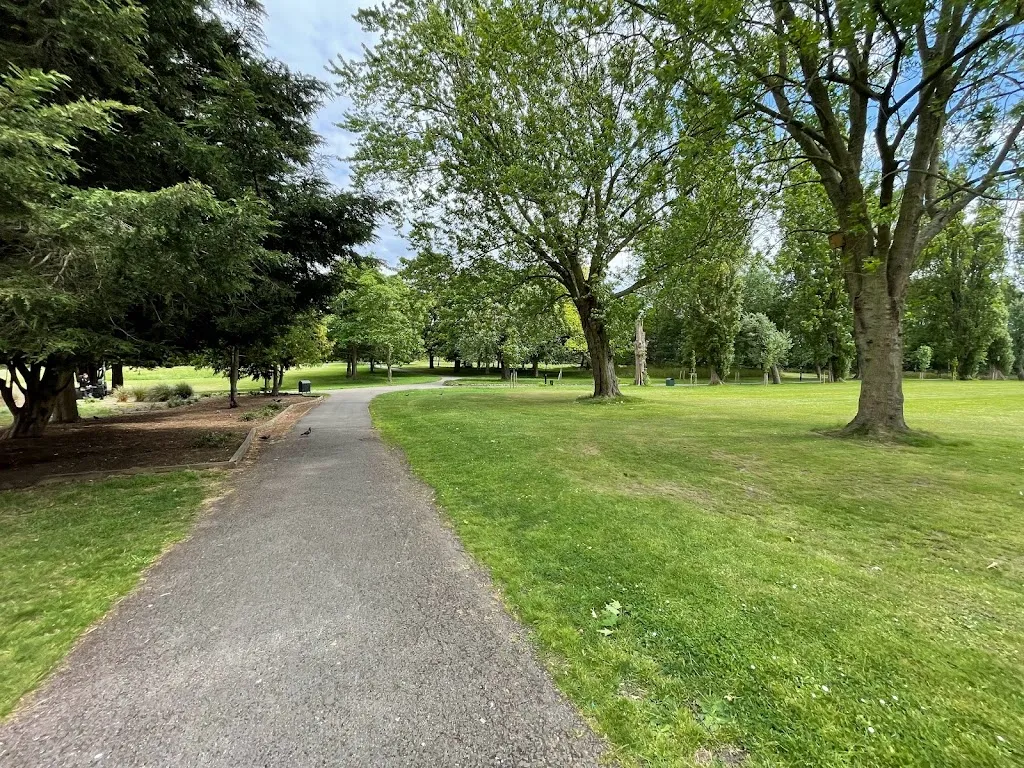 Ravenor Park