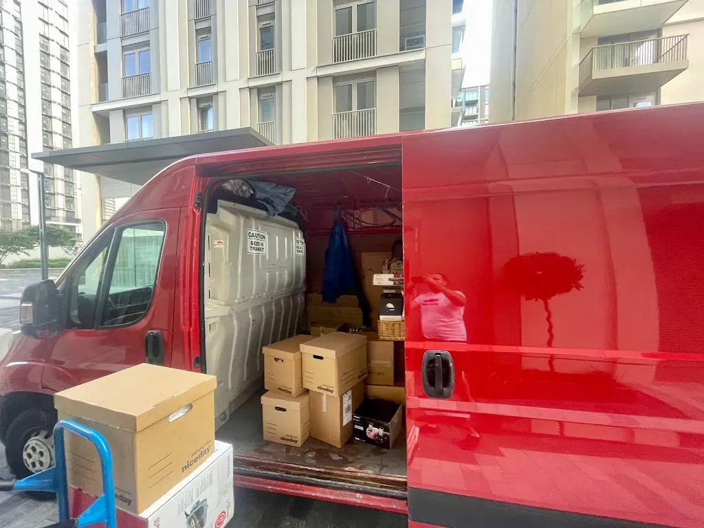 Red Van. Man and van services