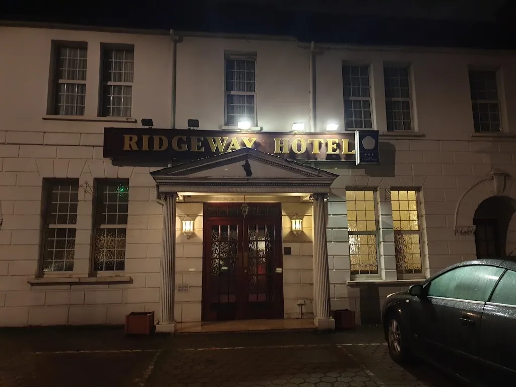 Ridgeway Hotel