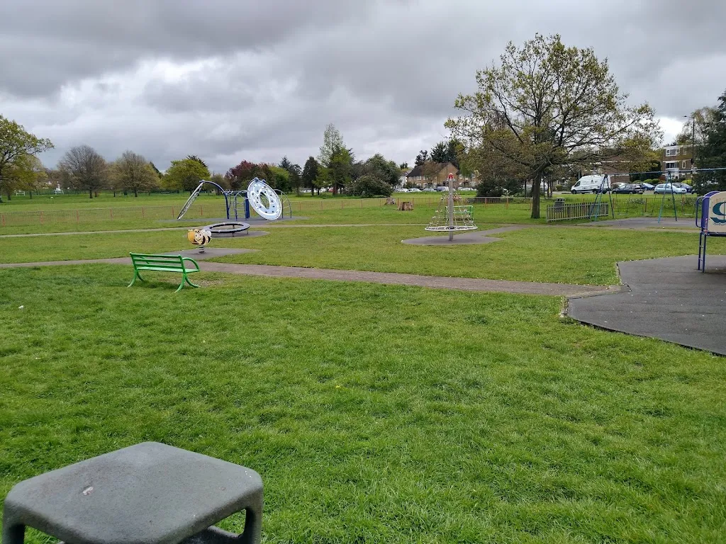 Roe Green Park
