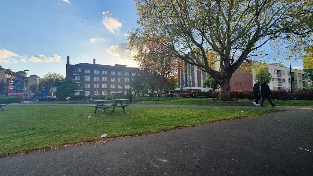 Rope Walk Gardens
