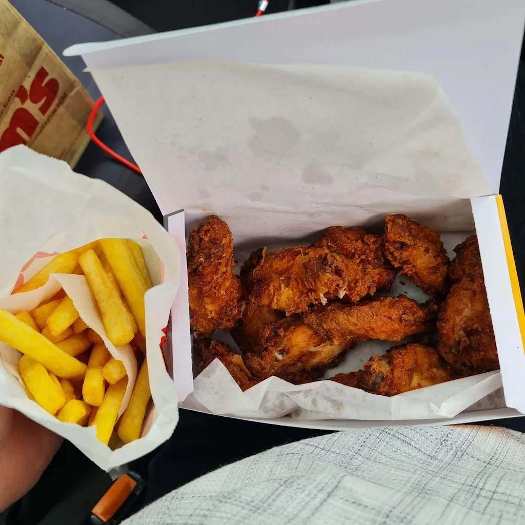 Sam's Chicken Wembley Park